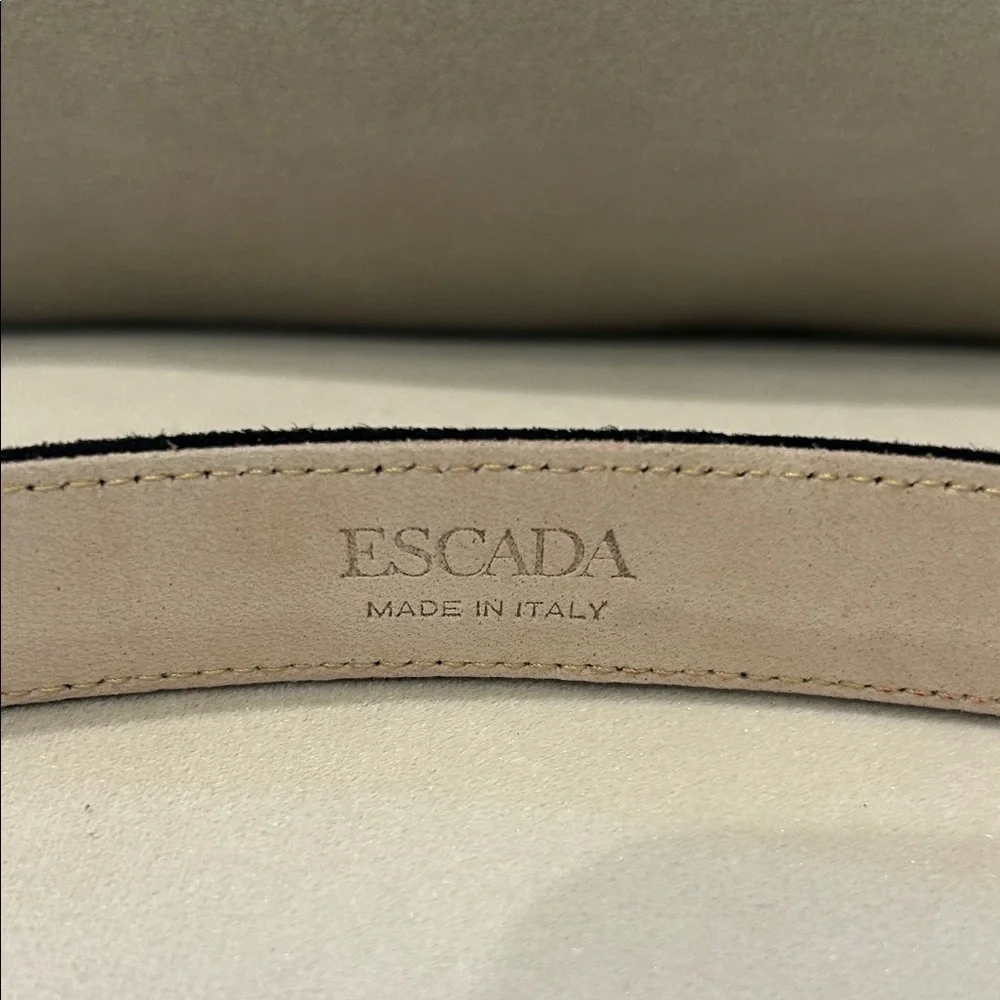 Escada elegant leather